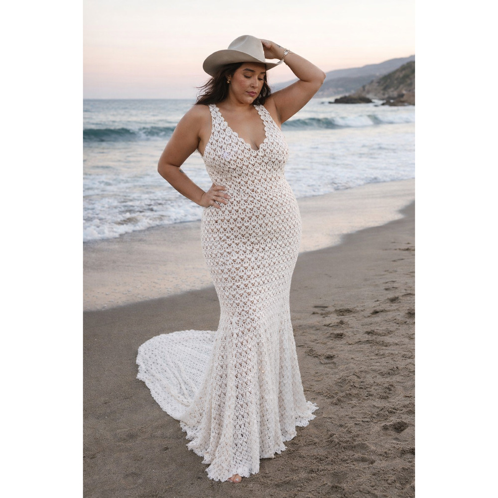 Daughters of Simone Anthropologie Lace Wedding Gown 4XL Boho Bridal